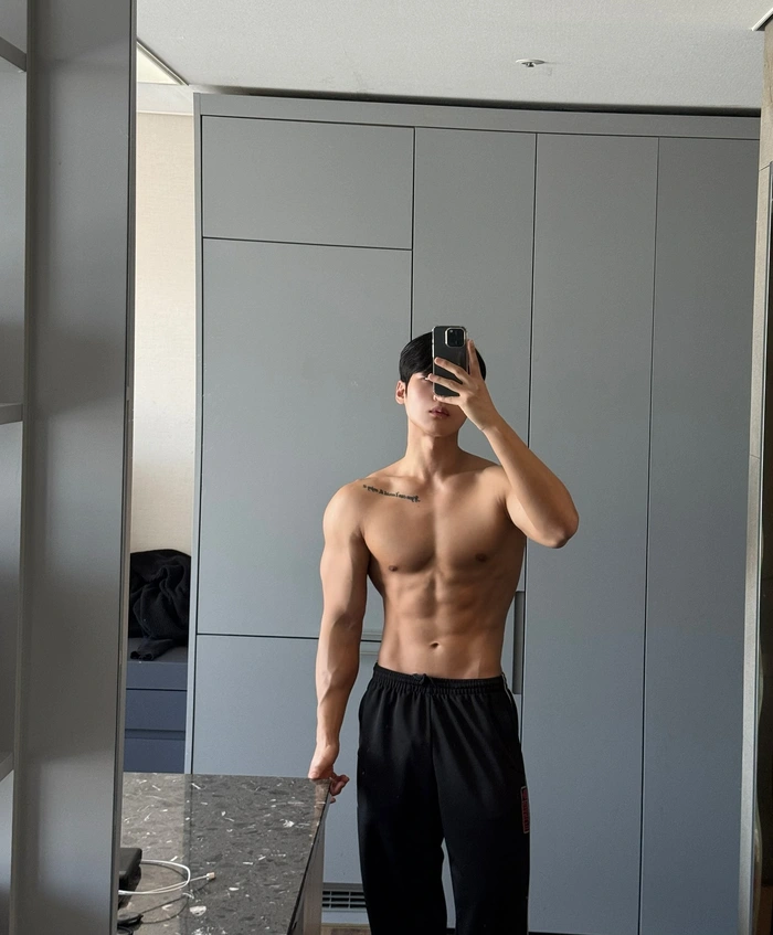 trai dep 8 mui co bap ro net