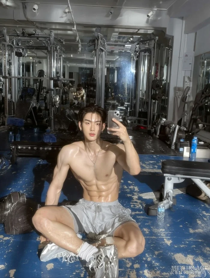 trai dep 8 mui san chac