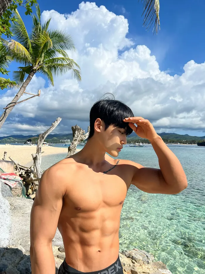 trai dep 8 mui trong anh the hinh