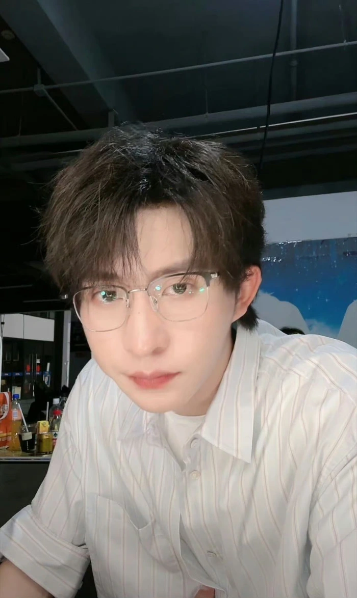 trai đẹp douyin thần thái