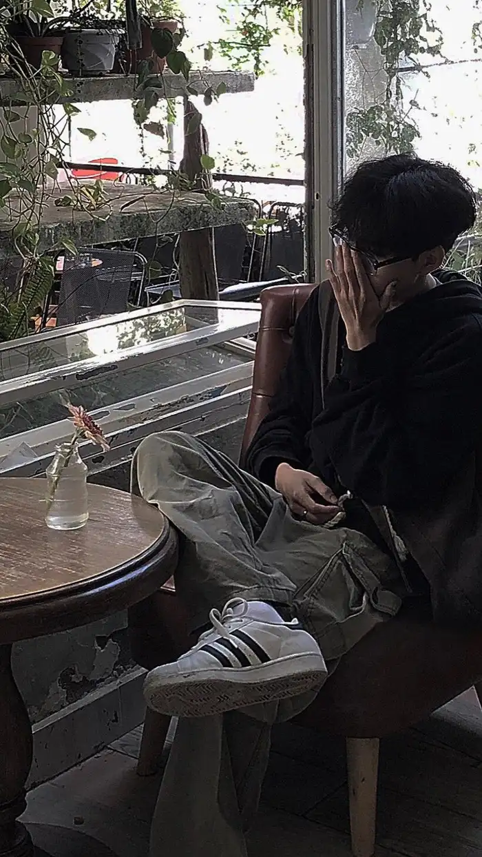 trai đẹp giấu mặt đầy cá tính