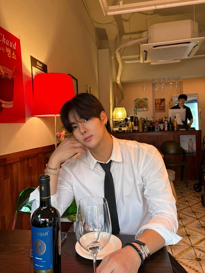 trai dep han cuoi tuoi