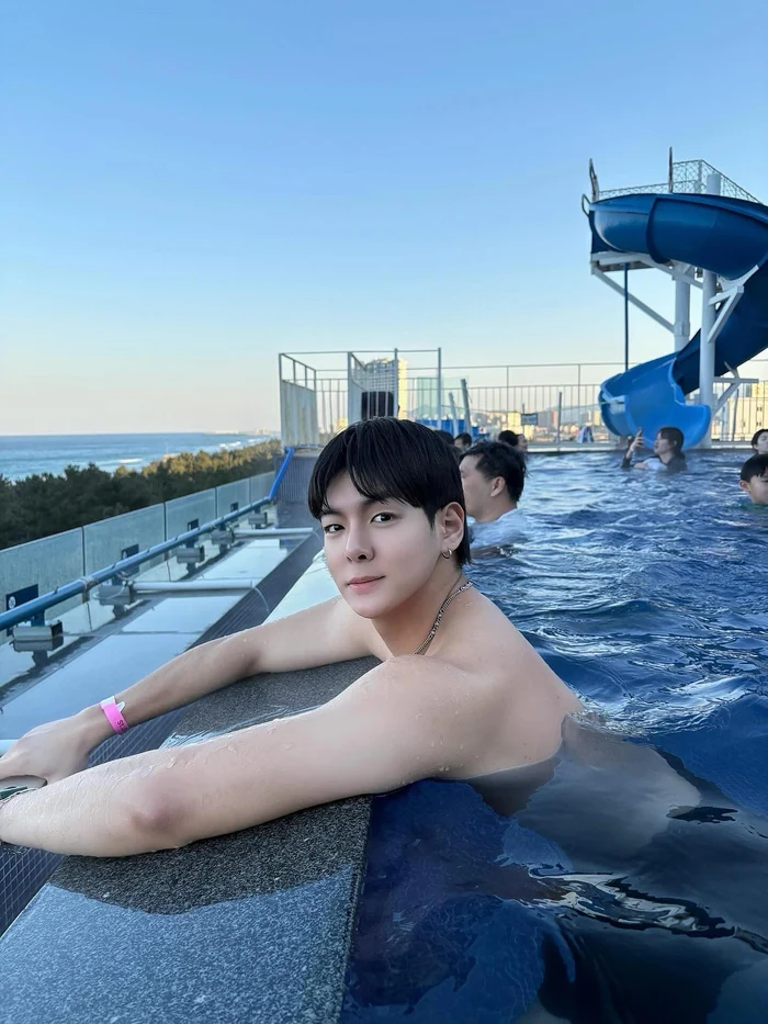 trai dep han lanh lung cuon hut