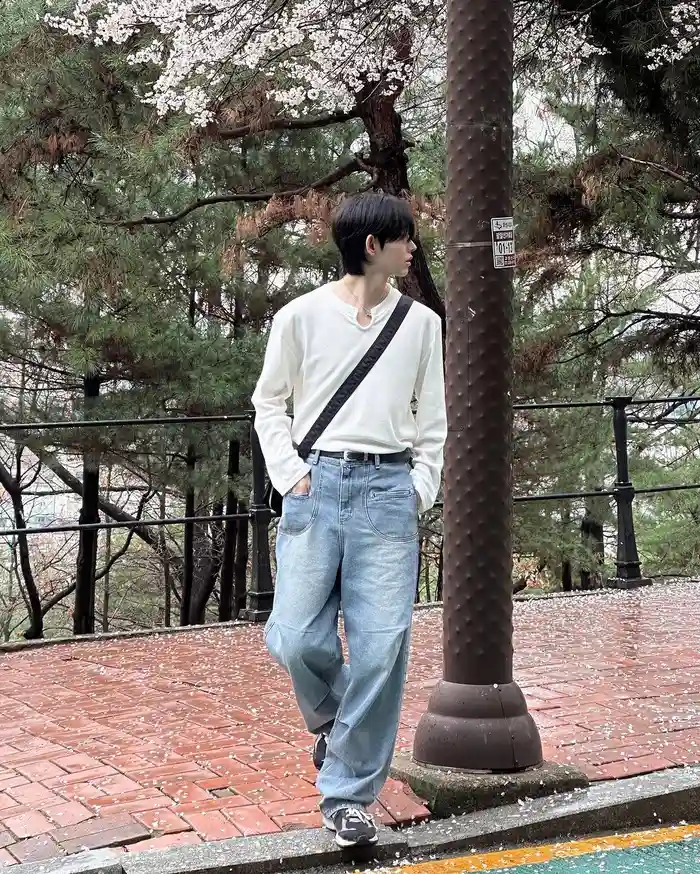 trai đẹp hàn quốc ánh nhìn lạnh lùng