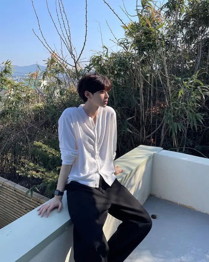 trai đẹp hàn quốc khuôn mặt lạnh lùng