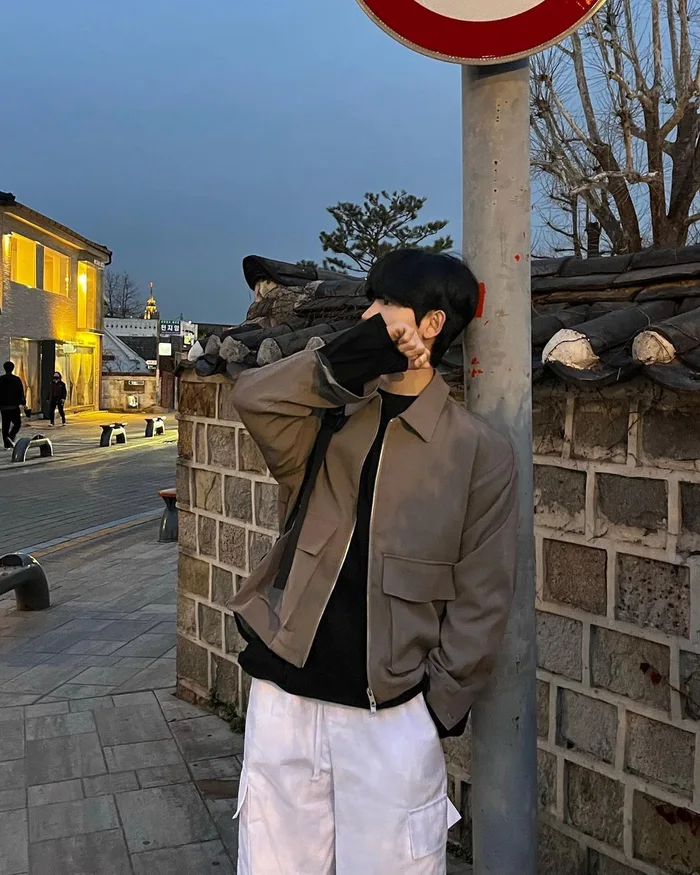 trai đẹp hàn quốc phong cách tối giản