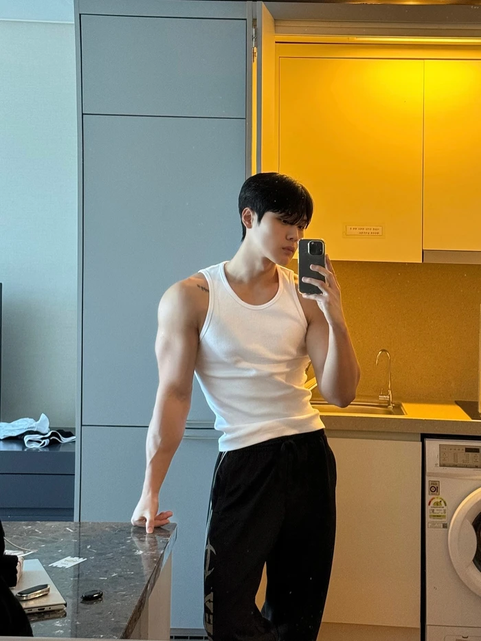 trai đẹp hút mắt