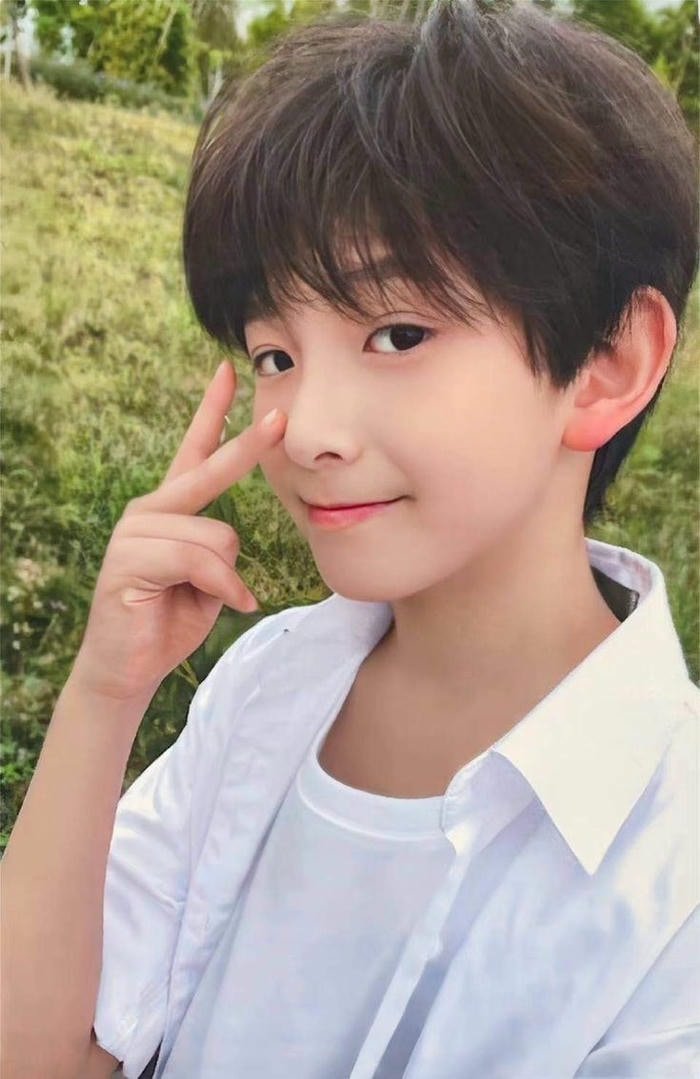 trai đẹp ngây thơ