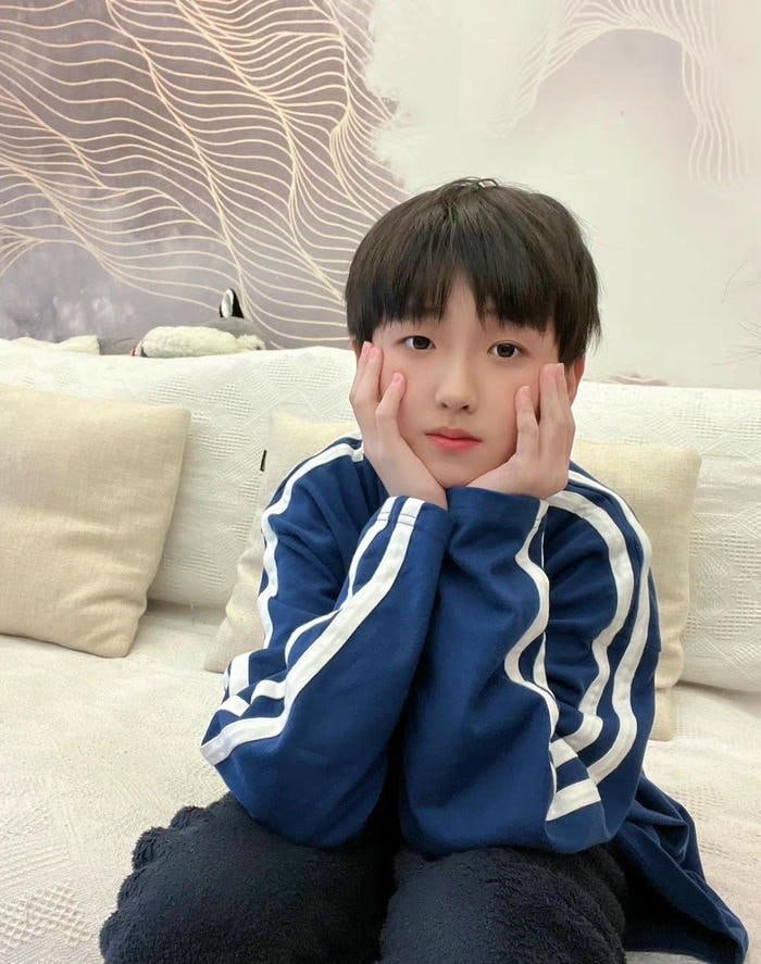 trai đẹp ngây thơ