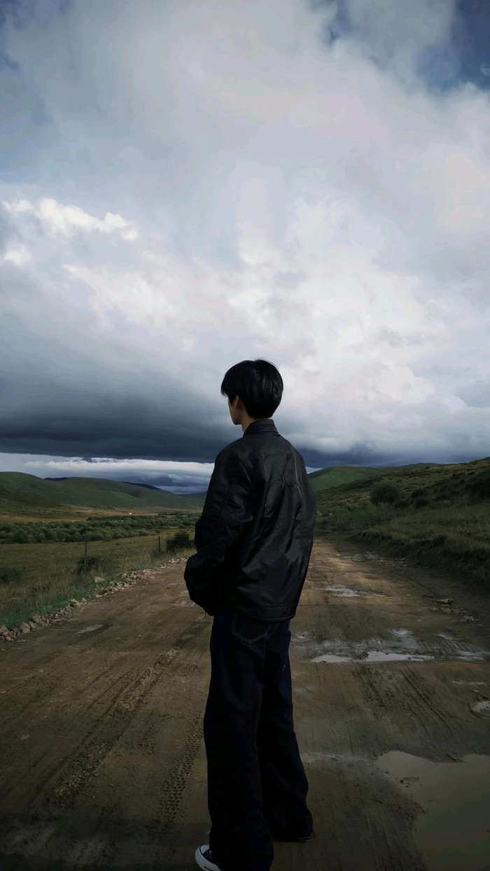 trai đẹp phong cách ngầu nghệ thuật