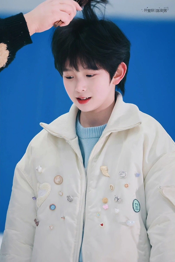 trai xinh tuổi học