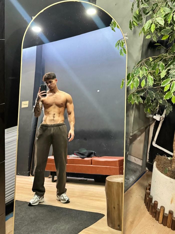 ảnh nền trai đẹp khỏe mạnh