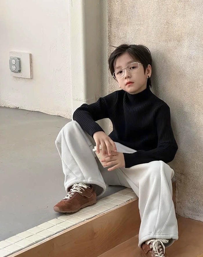 bé trai đẹp nhất thế giới châu âu