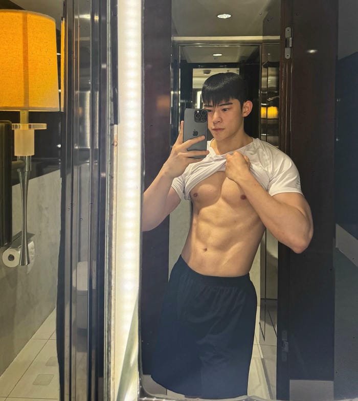 chân dung trai đẹp cơ bắp