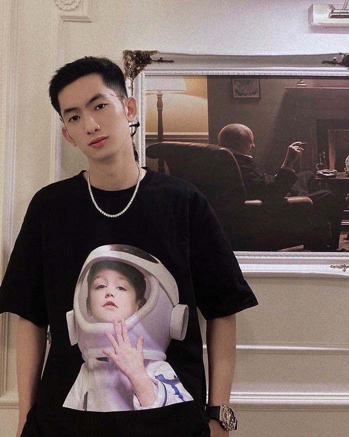 chân dung trai đẹp lớp 8