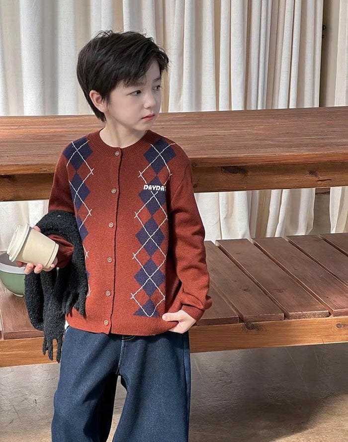 em bé đẹp trai thời trang