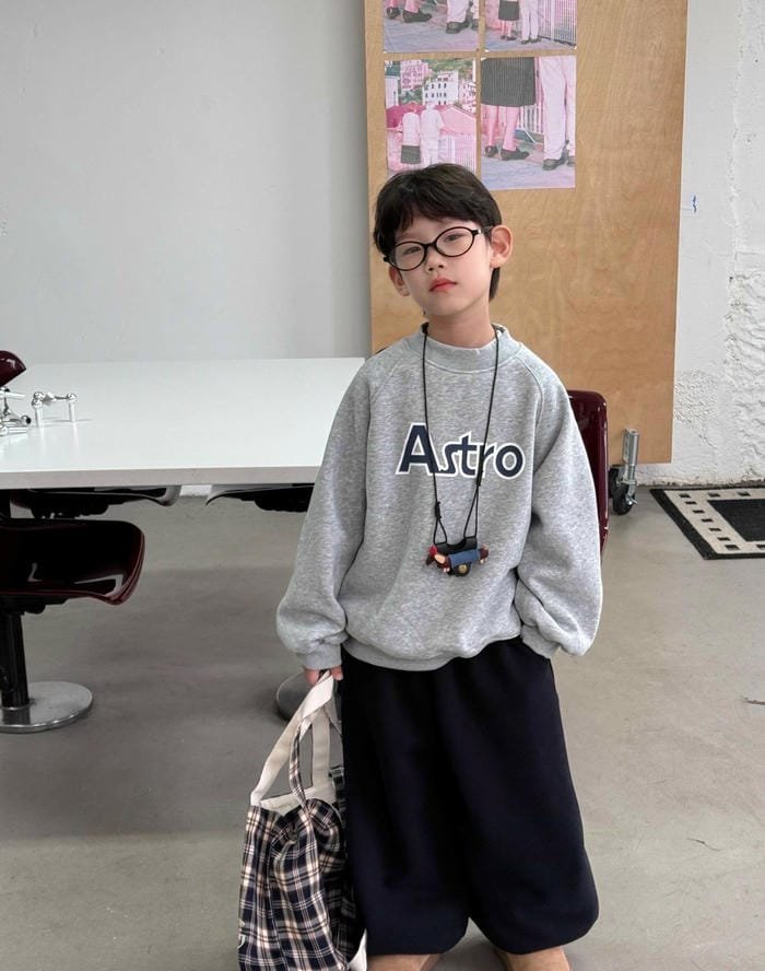 gương mặt bé trai đẹp nhất thế giới