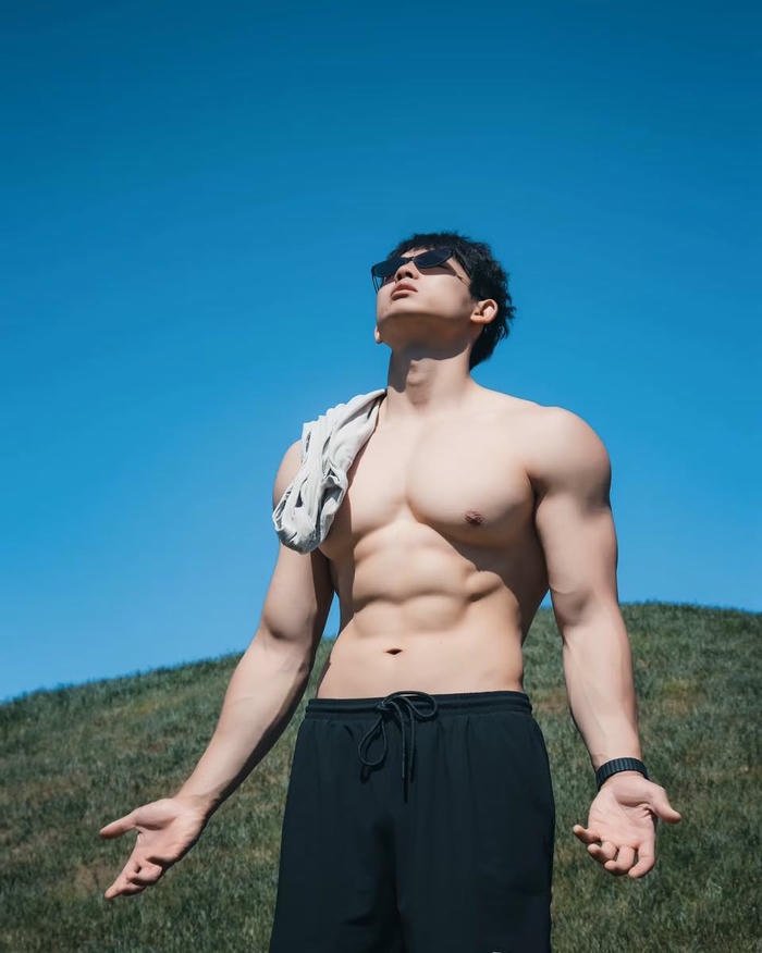 hình ảnh trai đẹp 6 múi