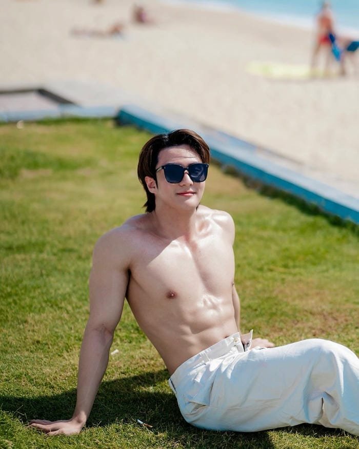 hình nền trai 6 múi ngầu