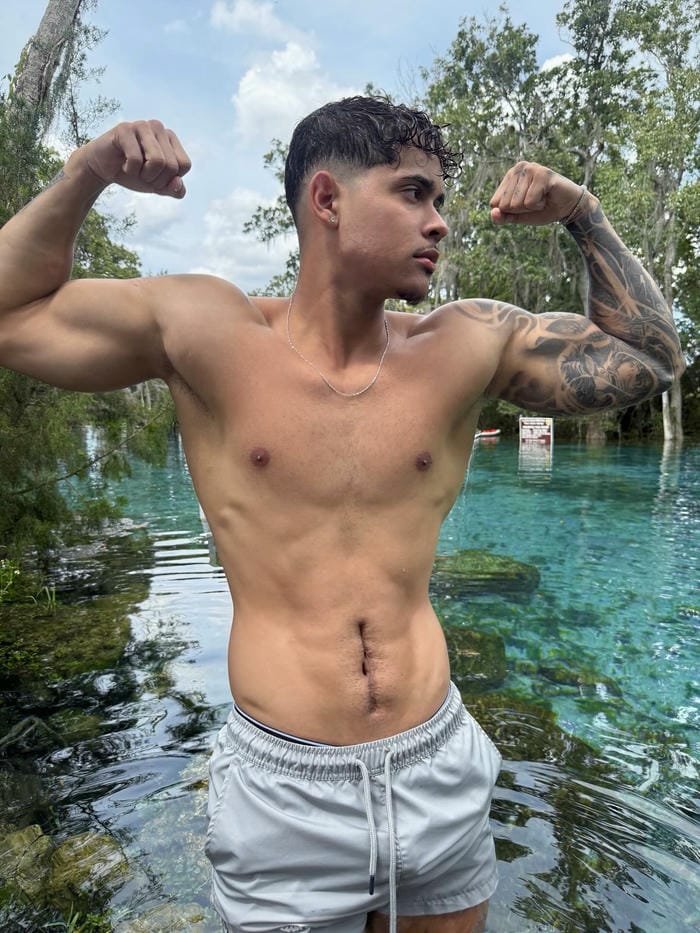 hình trai đẹp body mạnh mẽ