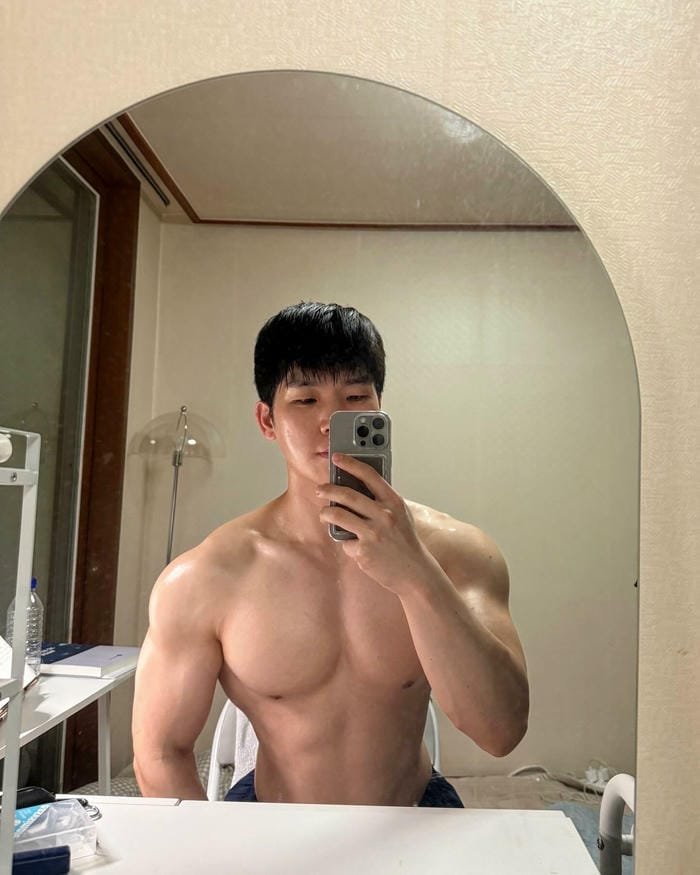 trai đẹp hàn quốc 6 múi