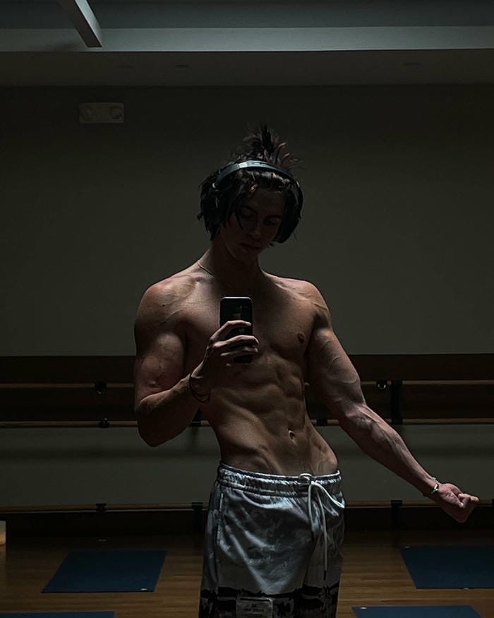 trai đẹp hàn quốc body cực phẩm