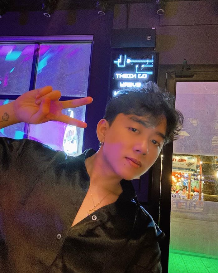 trai đẹp học sinh lớp 8