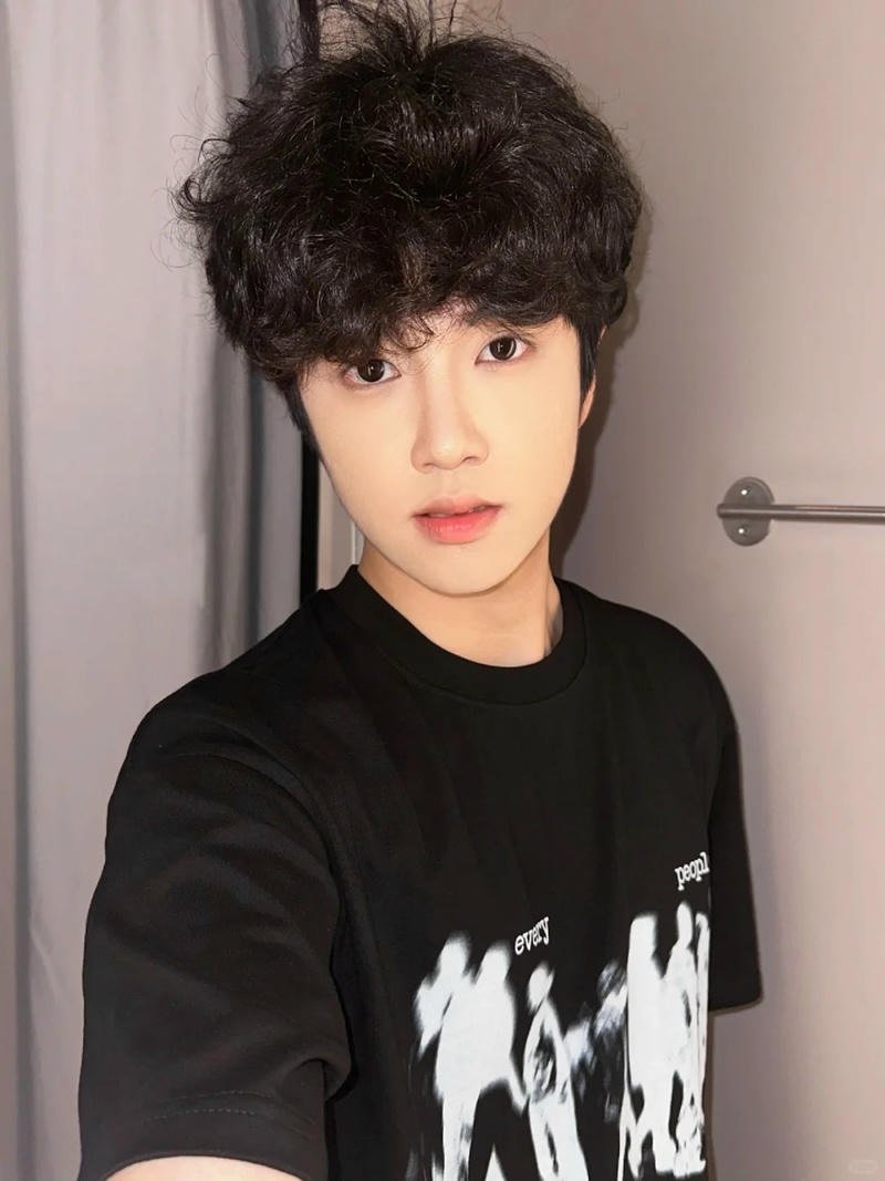 Tải hình ảnh trai đẹp cute miễn phí