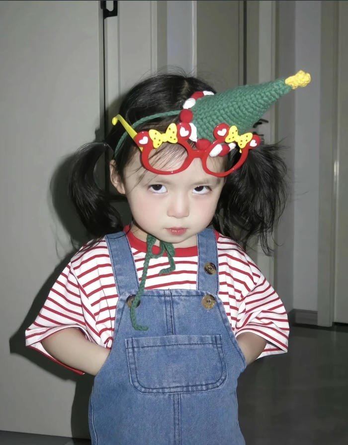 bé gái cực chất