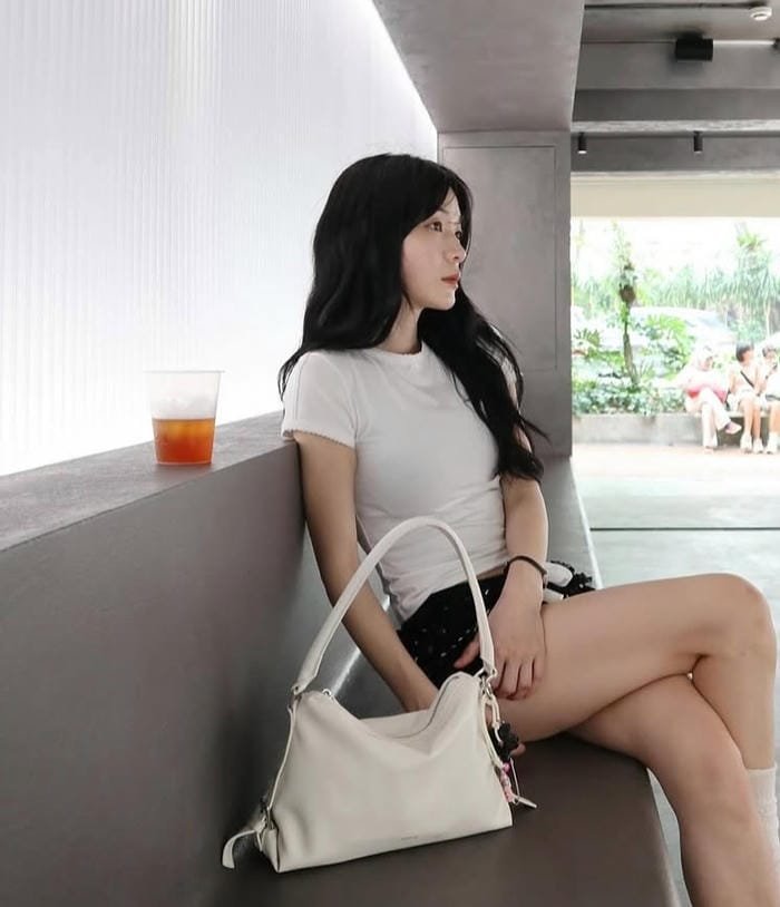 gái hàn năng động