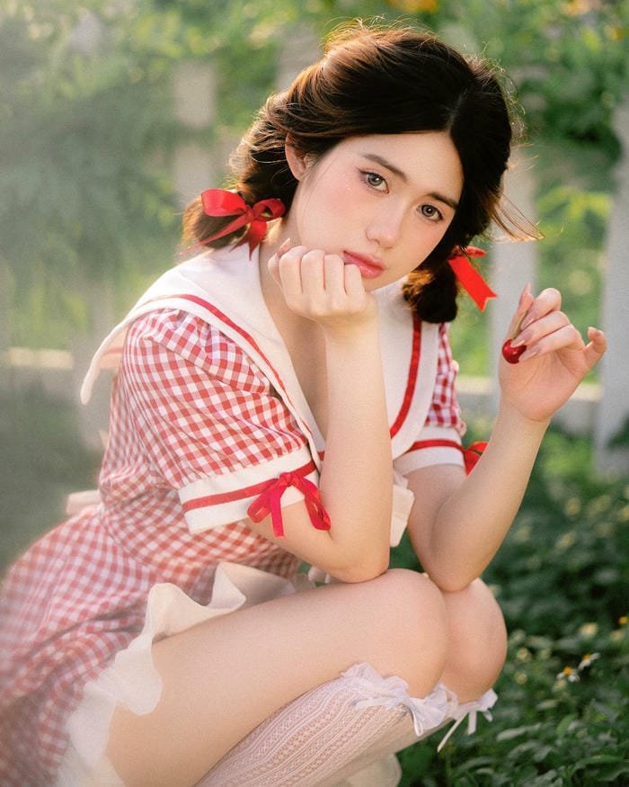 gái mạng cute đơn giản