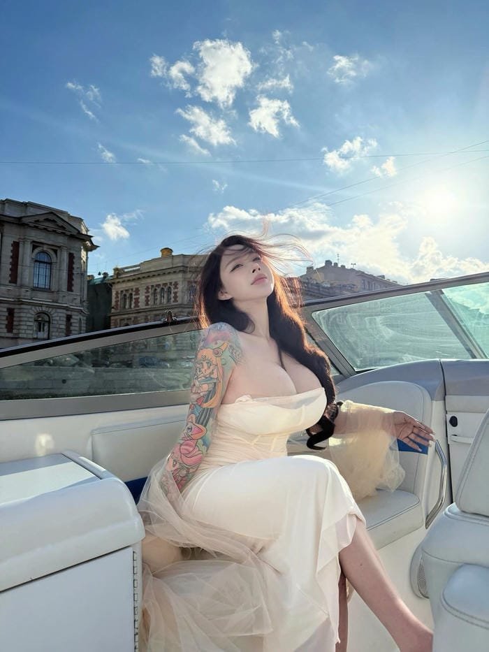 gái xinh bắt mắt mọng nước