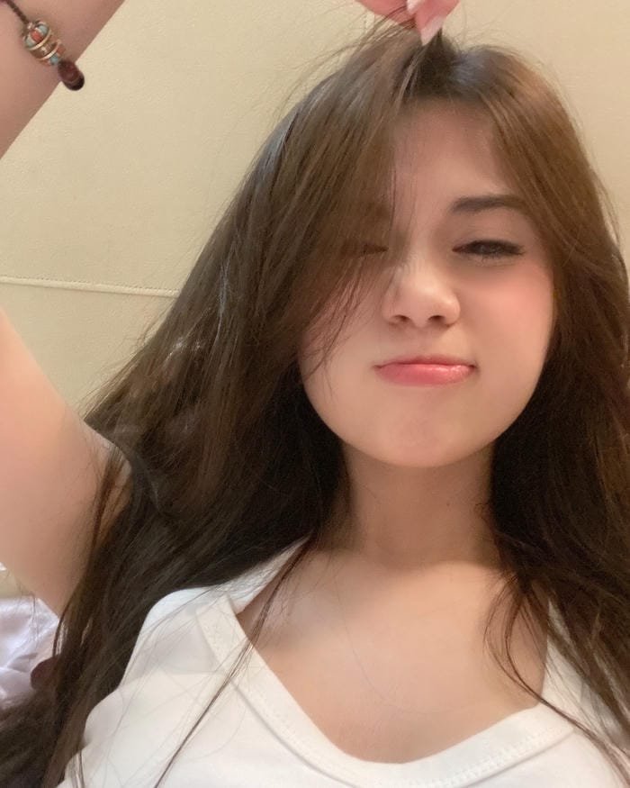 gái xinh cute mạnh mẽ