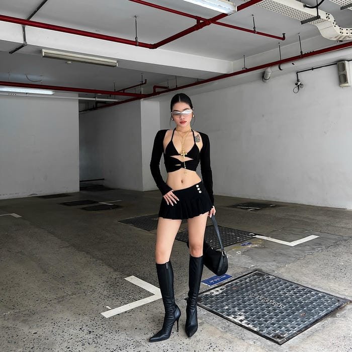 gái xinh đeo kính siêu đẹp