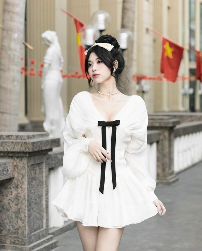 gái xinh mặc váy ngắn kẹo ngọt