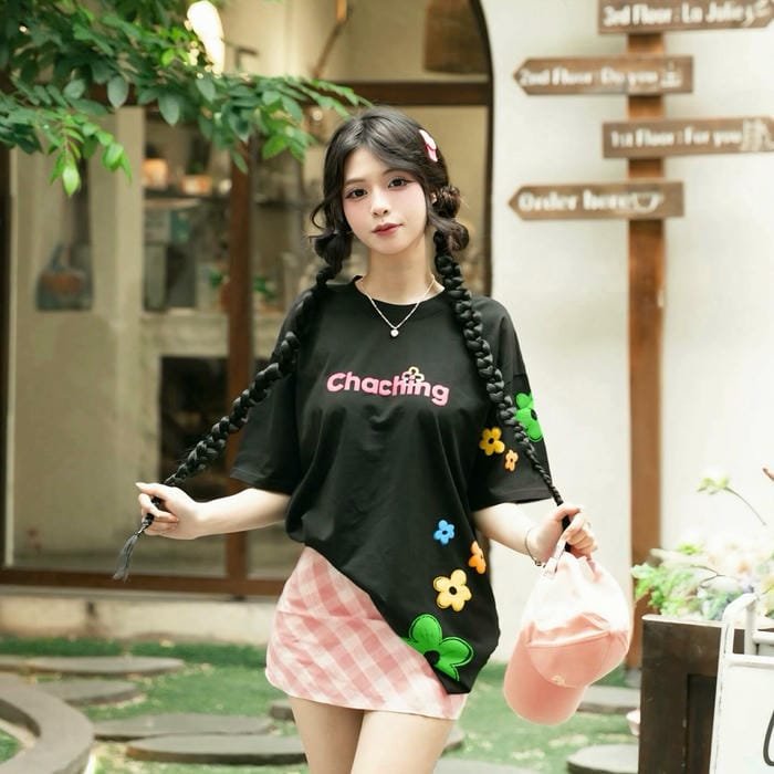 gái xinh mặc váy ngắn nét