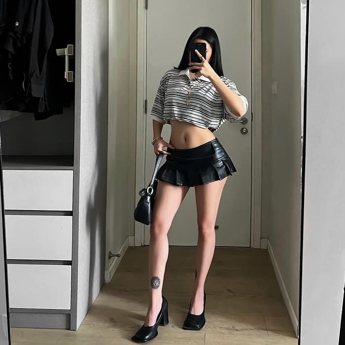 gái xinh mặc váy ngắn thanh tú