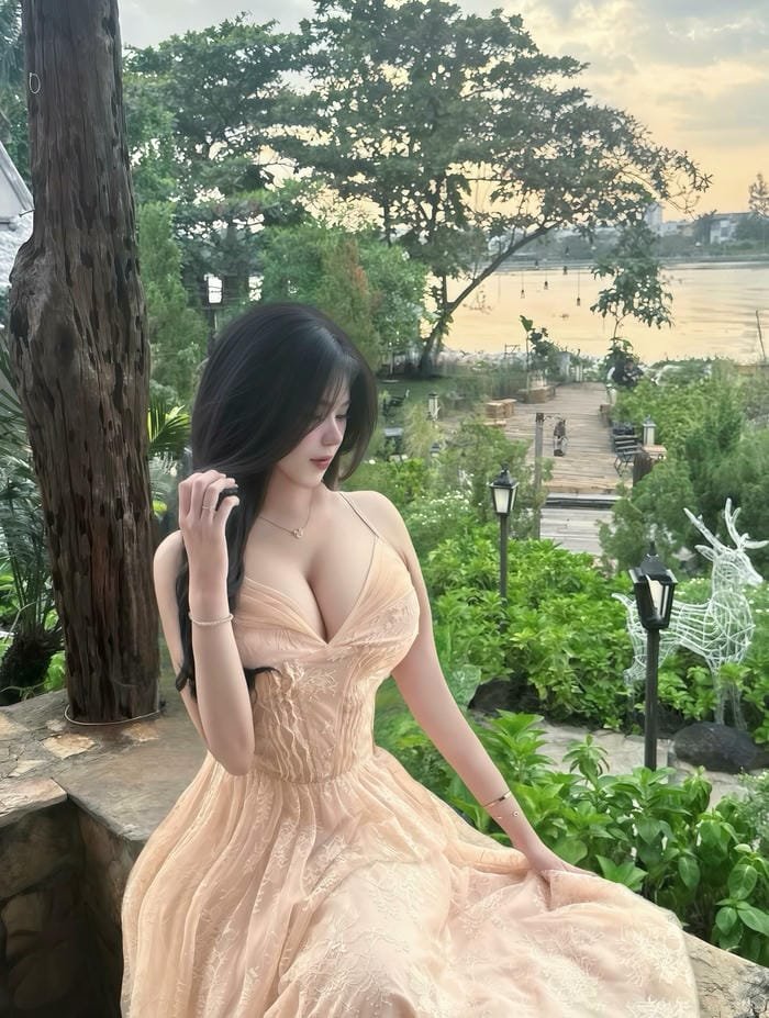 gái xinh mặc váy phong cách