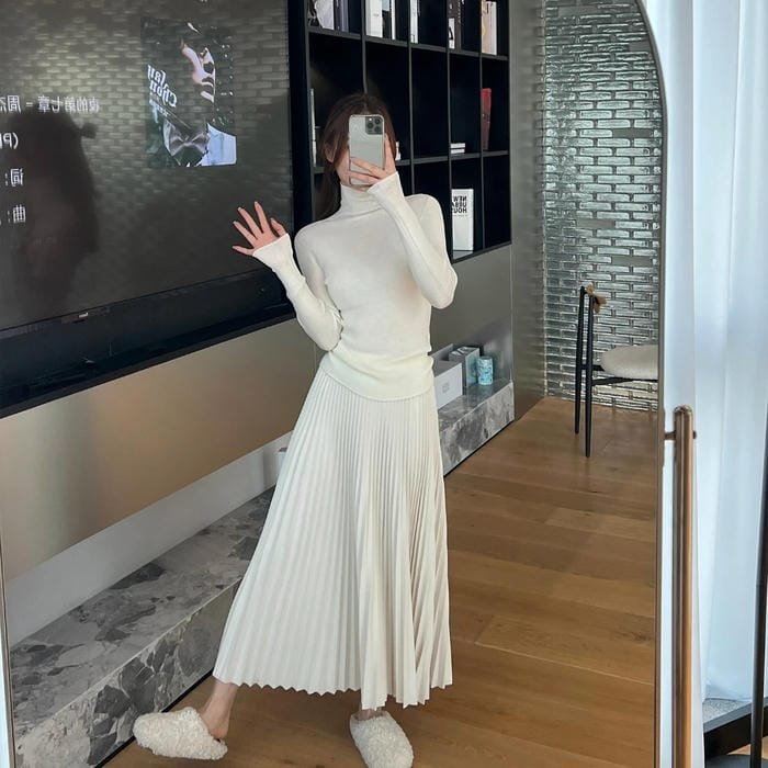 gái xinh mặc váy xếp ly tinh tế