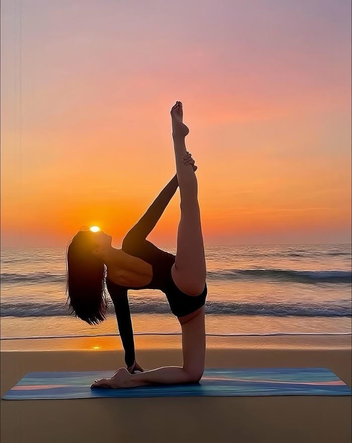 gái xinh tập yoga bắt mắt